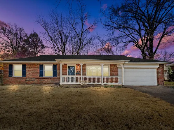 6 Bromley Dr, Saint Louis, MO 63135