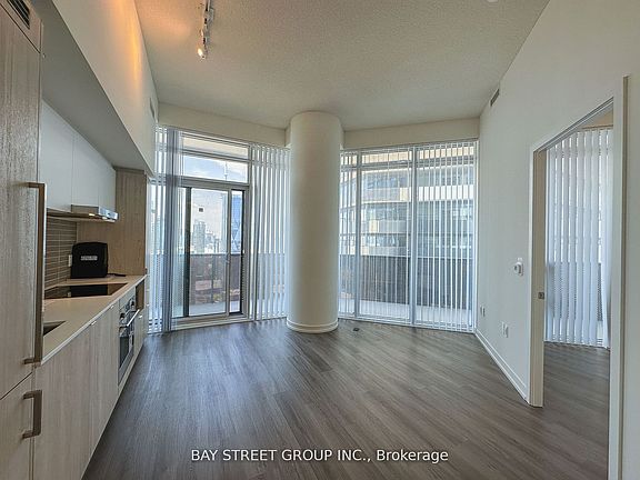 4th image of 138 Downes St #4909