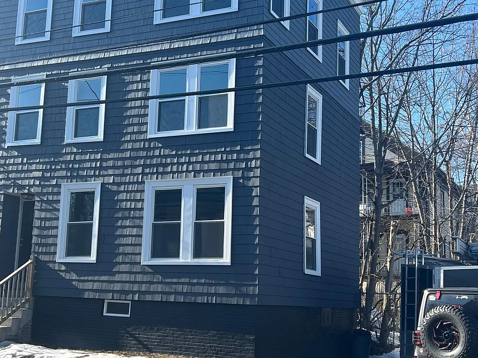 16 Prescott St #1