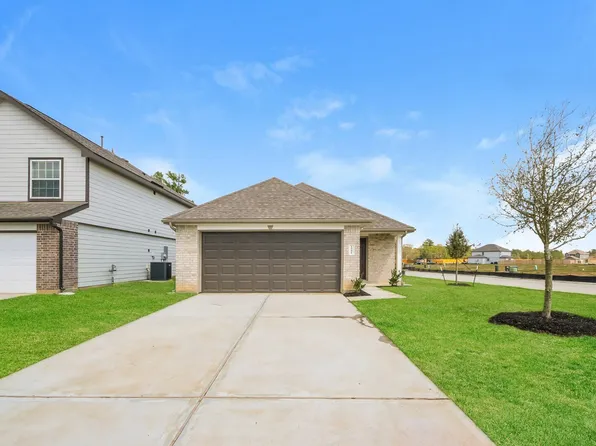 1241 Narrow Heights Dr, Conroe, TX 77301