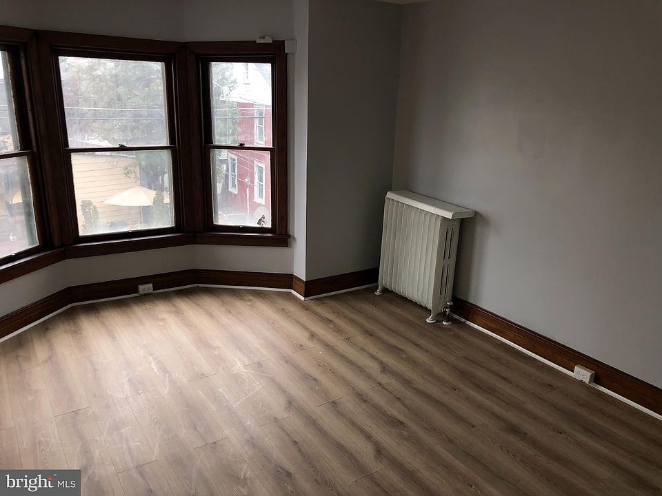 1st image of 607 Guilford St #1