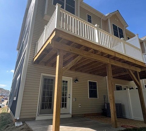 2nd image of 1615 Palomino Trl