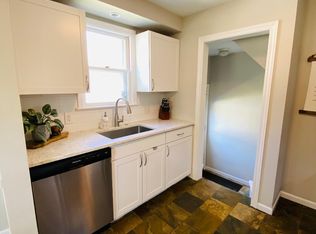 1413 Mohawk Ave, Royal Oak, MI 48067