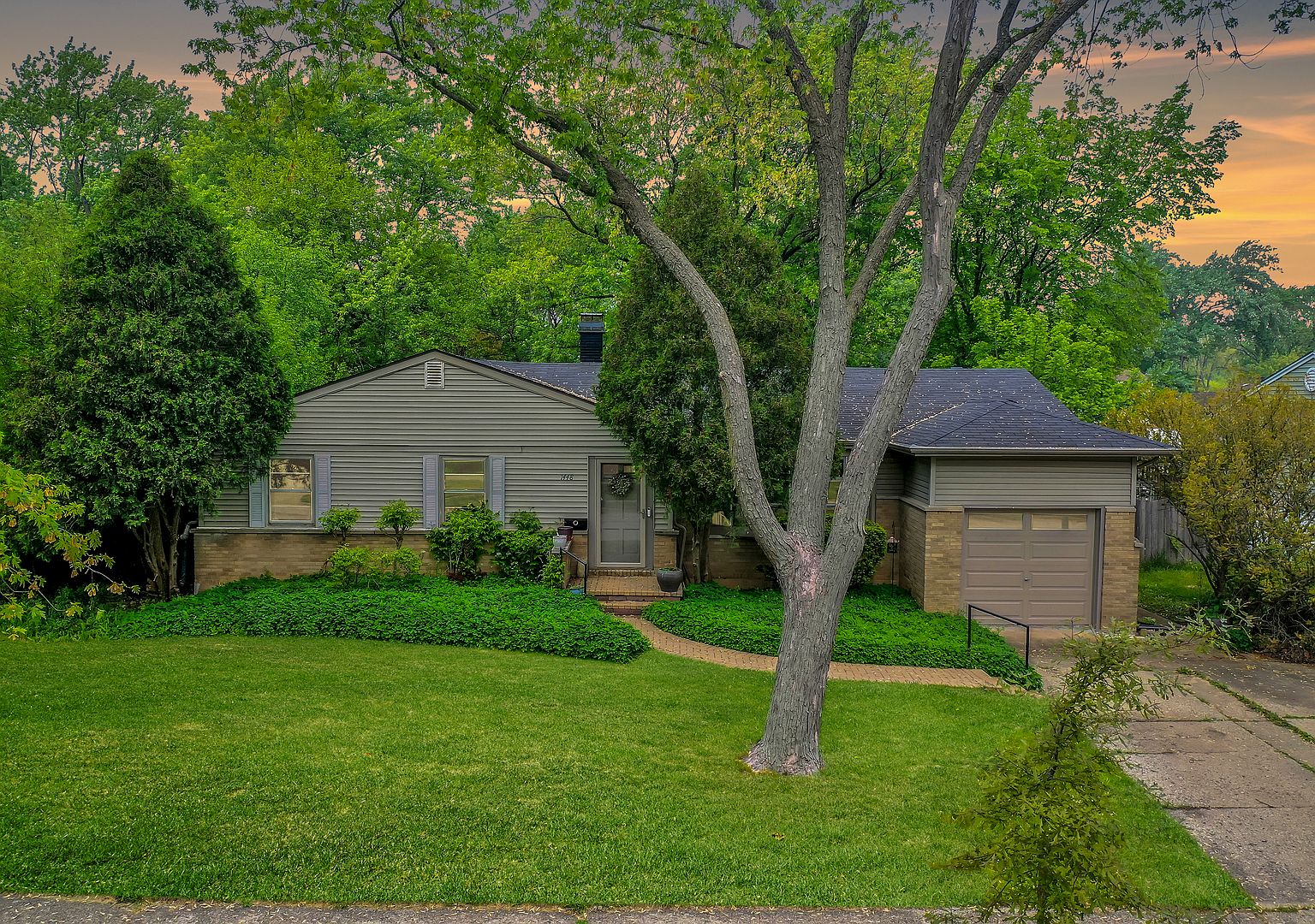 1448 E Joan Dr, Palatine, IL 60074 Zillow