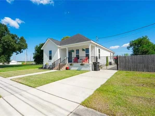 2009 Center St, Arabi, LA 70032