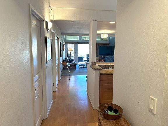 3rd image of 68-3840 Lua Kula St APT G202