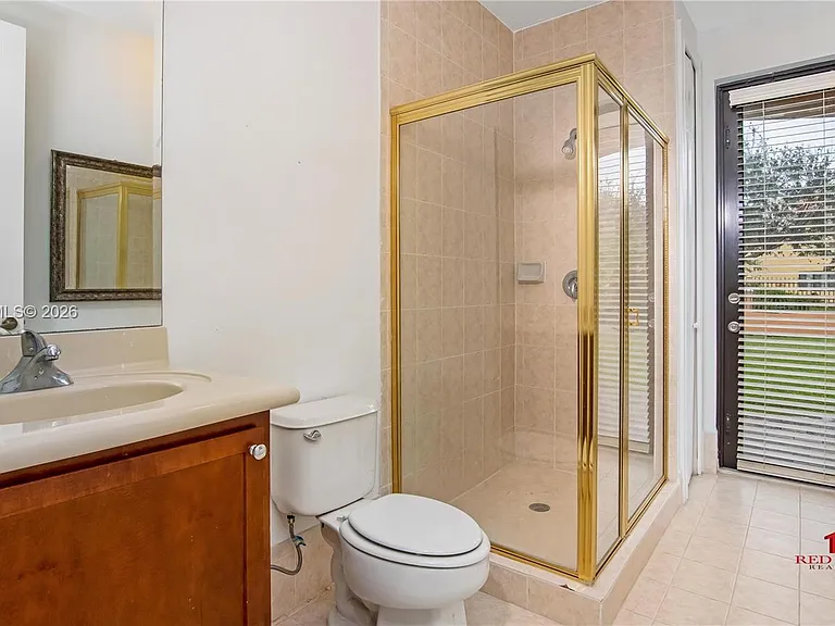 7833 SW 194th Ter — Photo 11