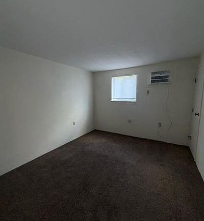 5th image of 336 Grove St