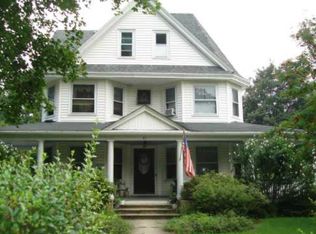 87 Kingstown Rd, Narragansett, RI 02882