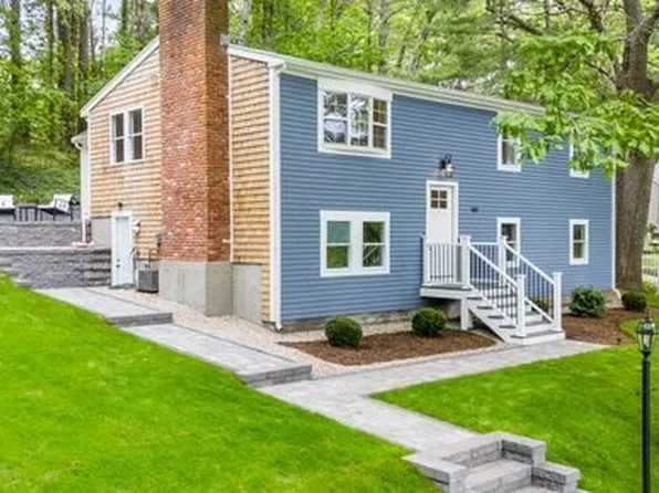 537 S River St, Marshfield, MA 02050