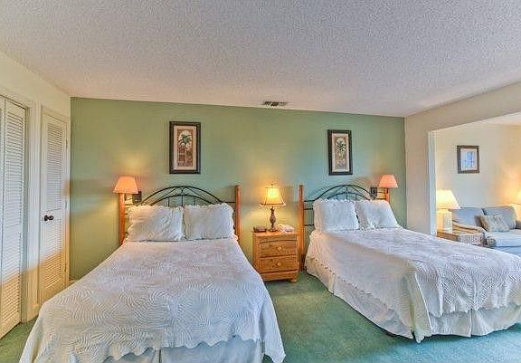 4th image of 358 Moss Oaks Cir
