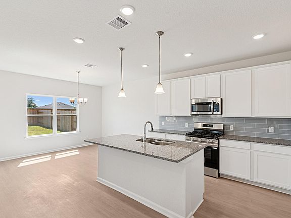 7th image of this home