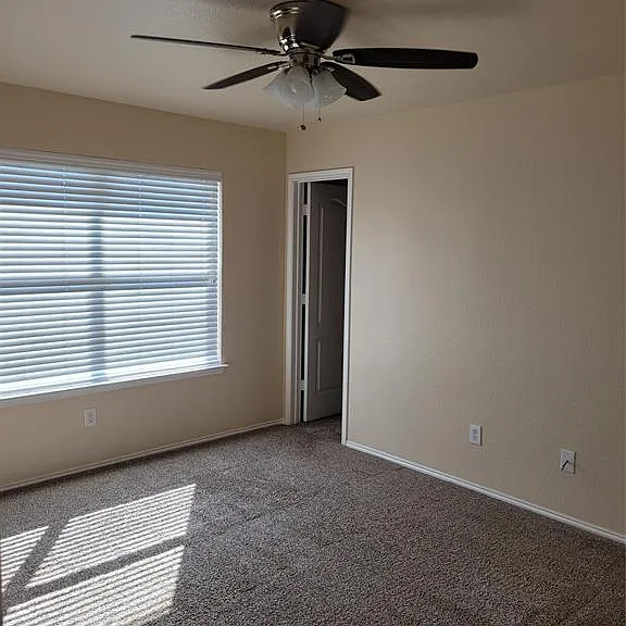 324 Chisholm Trl — Photo 13