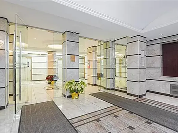 100 Oceana Drive image 2 of 21