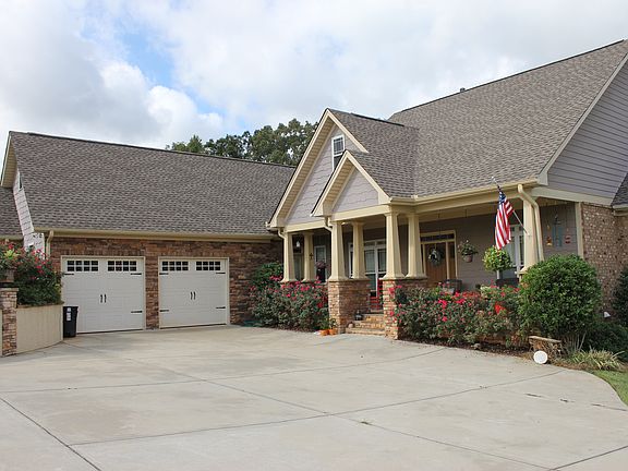 Lots of room to park