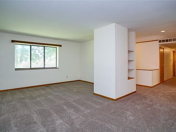 5th image of 4271 Sunbeam Ave