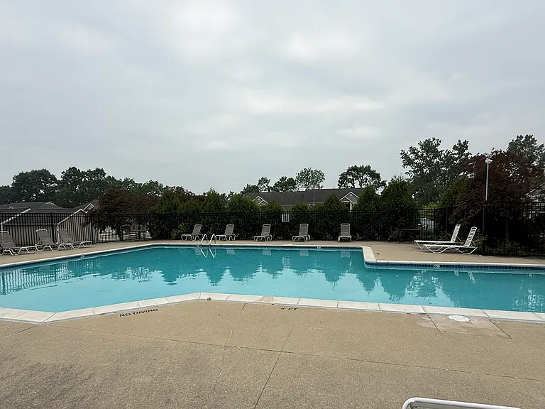 1407 Millbrook Trl — Photo 23