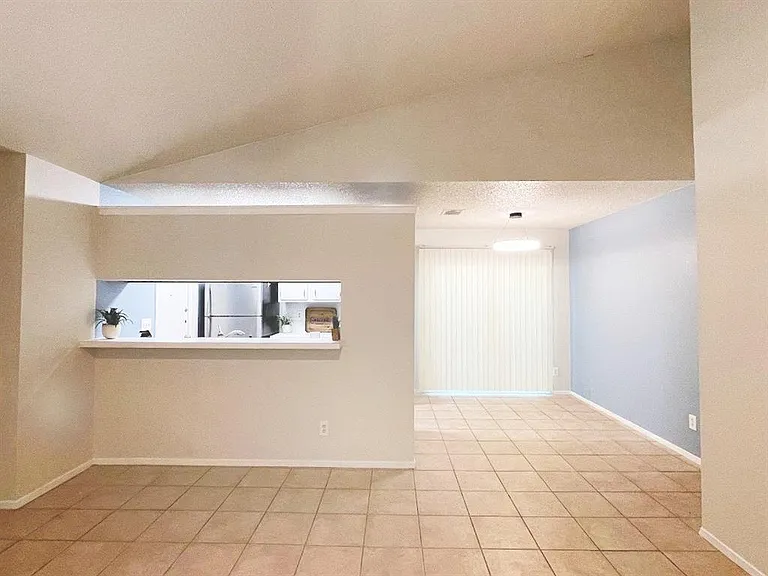 1808 Prairie Knoll Ct #B — Photo 11