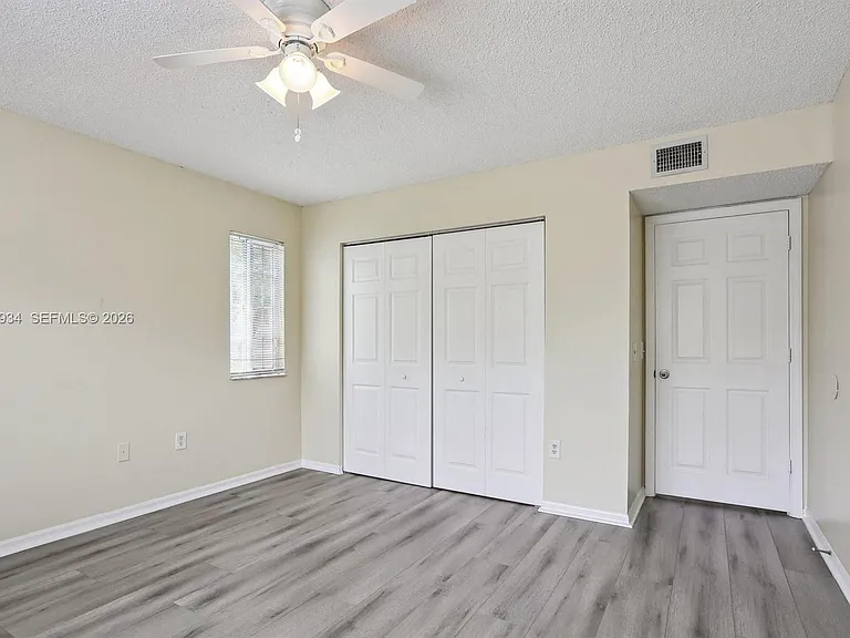5051 Wiles Rd #201 — Photo 26