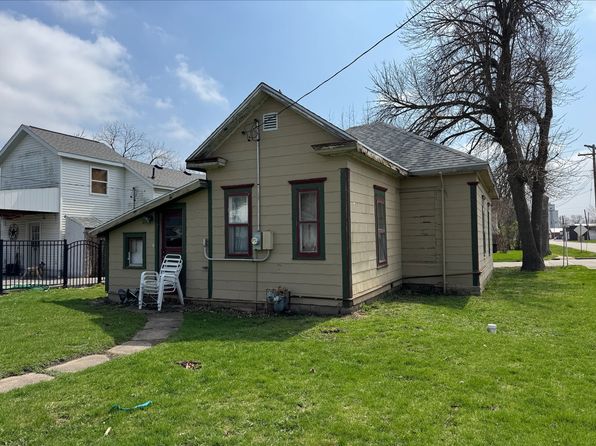 3 E Linn St, Piper City, IL 60959