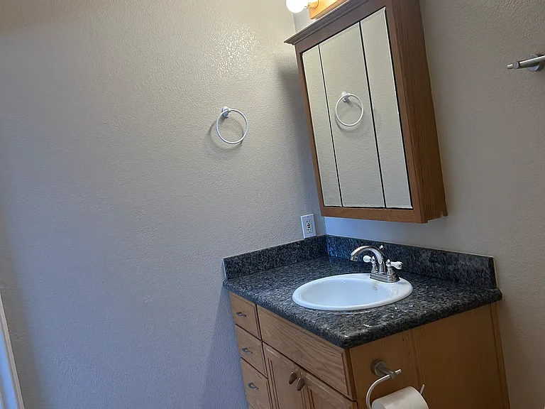 1288 Holly Ave — Photo 18