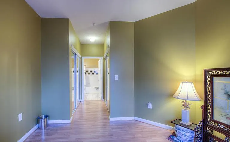 2 Closets in Second Bedroom