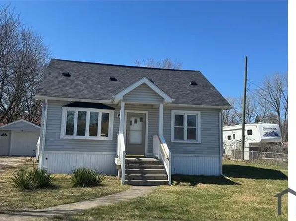 11785 Camden St, Livonia, MI 48150