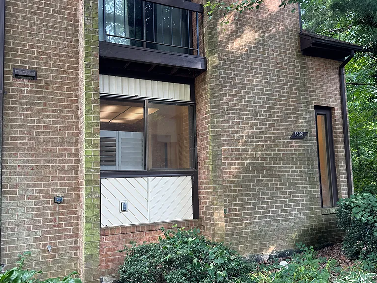 5808 Jacksons Oak Ct — Photo 2