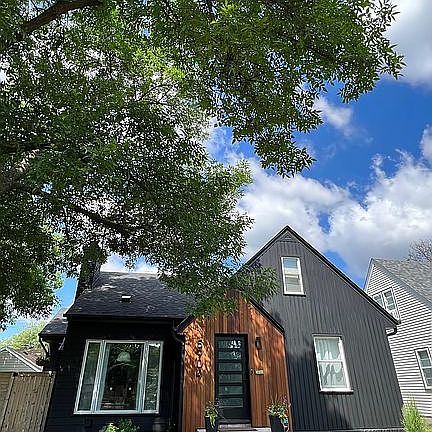 4th image of 5904 Chicago Ave