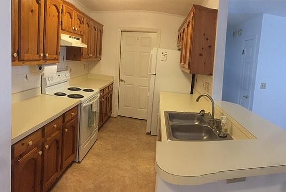 5th image of 418 Delaware Ave APT 105