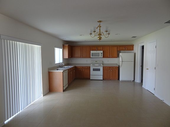 4th image of 13160 Oulton Cir