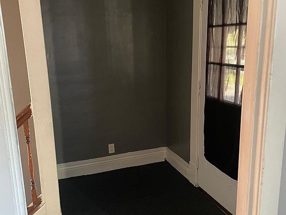 4th image of 580 Wyoming Ave Floor 2