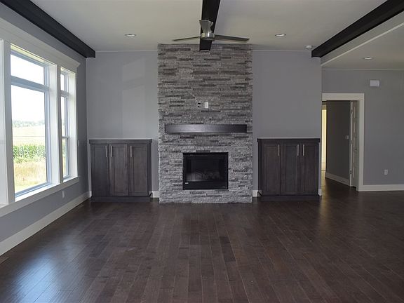 2nd image of 1055 Grouse Ct