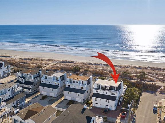 4th image of 3014 Marine Pl S #Sea