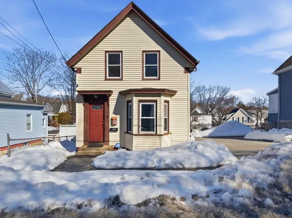 50 Webster St, Lynn, MA 01902