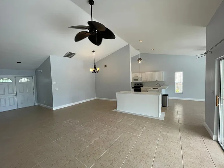 836 Belville Blvd — Photo 11