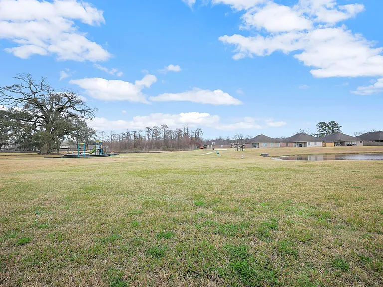 39405 Legacy Lake Dr — Photo 42