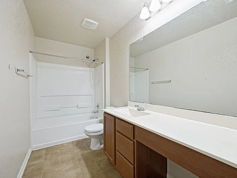 2419 Sundrop Bay — Photo 17