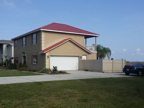 2nd image of 1209 E Lake Shore Blvd