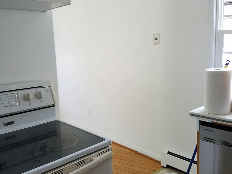 521 N Hagadorn Rd — Photo 30