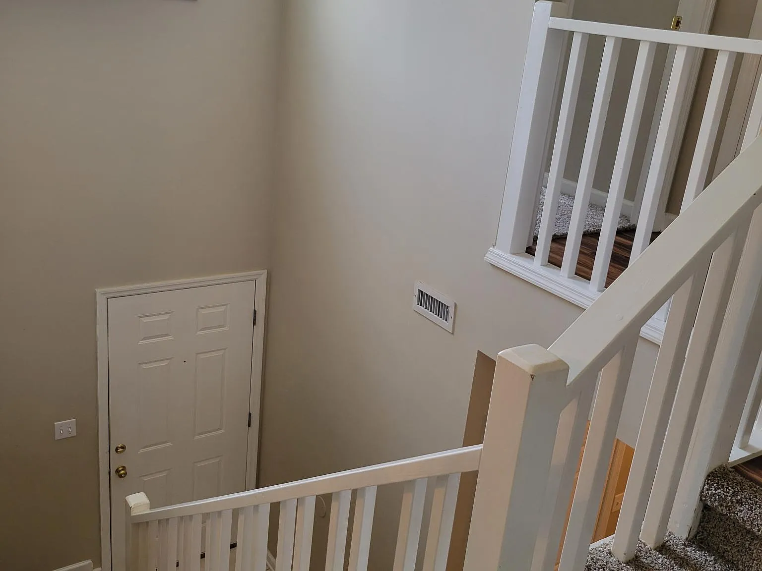 468 Sandy Oak Dr — Photo 2