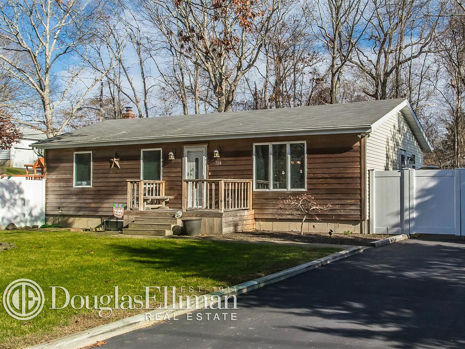 251 Smith Rd, Shirley, NY 11967 Zillow