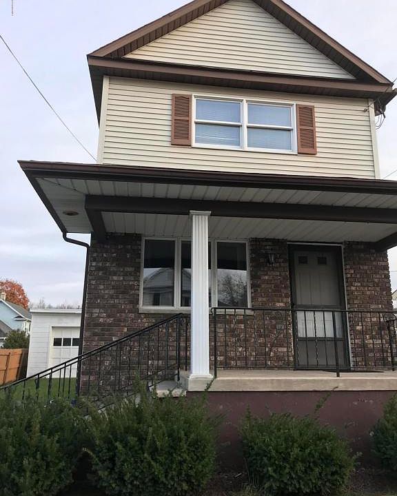 1st image of 1100 Frieda St