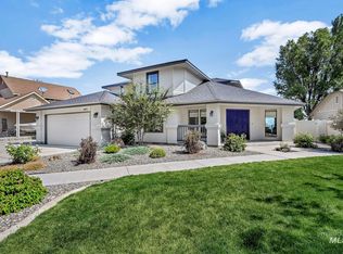 8052 W Thunder Mountain Dr, Boise, ID 83709