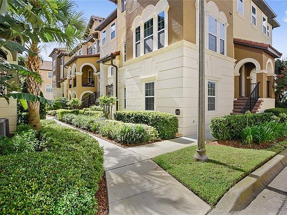 2nd image of 1212 Lobelia Dr