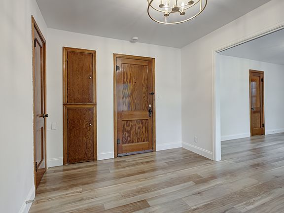 3rd image of 760 Jenkins Ave APT 4