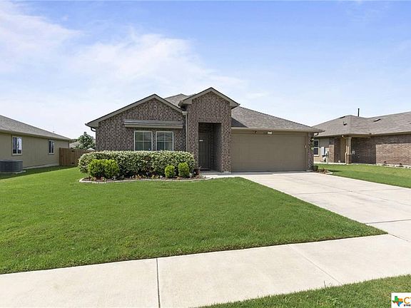 2nd image of 318 Foxglove Dr