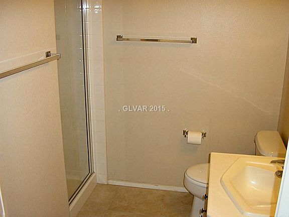 5th image of 2565 Hitchcock St
