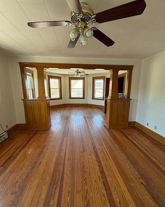 1st image of 23 Brandon Rd #3