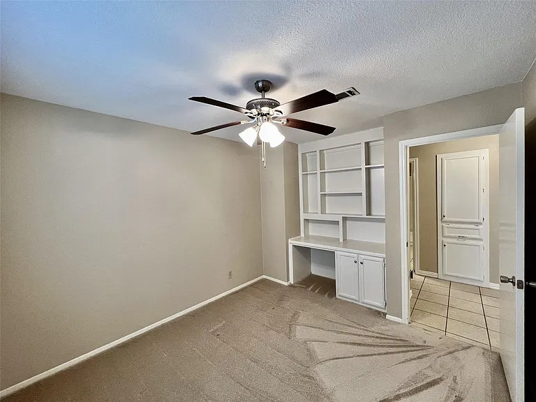 1101 Forest Oaks Path — Photo 11